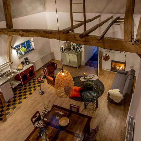 Aan de Holle Weg. Zeer landelijk gelegen verbouwde stal tot woning Nuth Buitenkant foto
